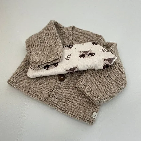 Cardigan & Dribble Bib Set