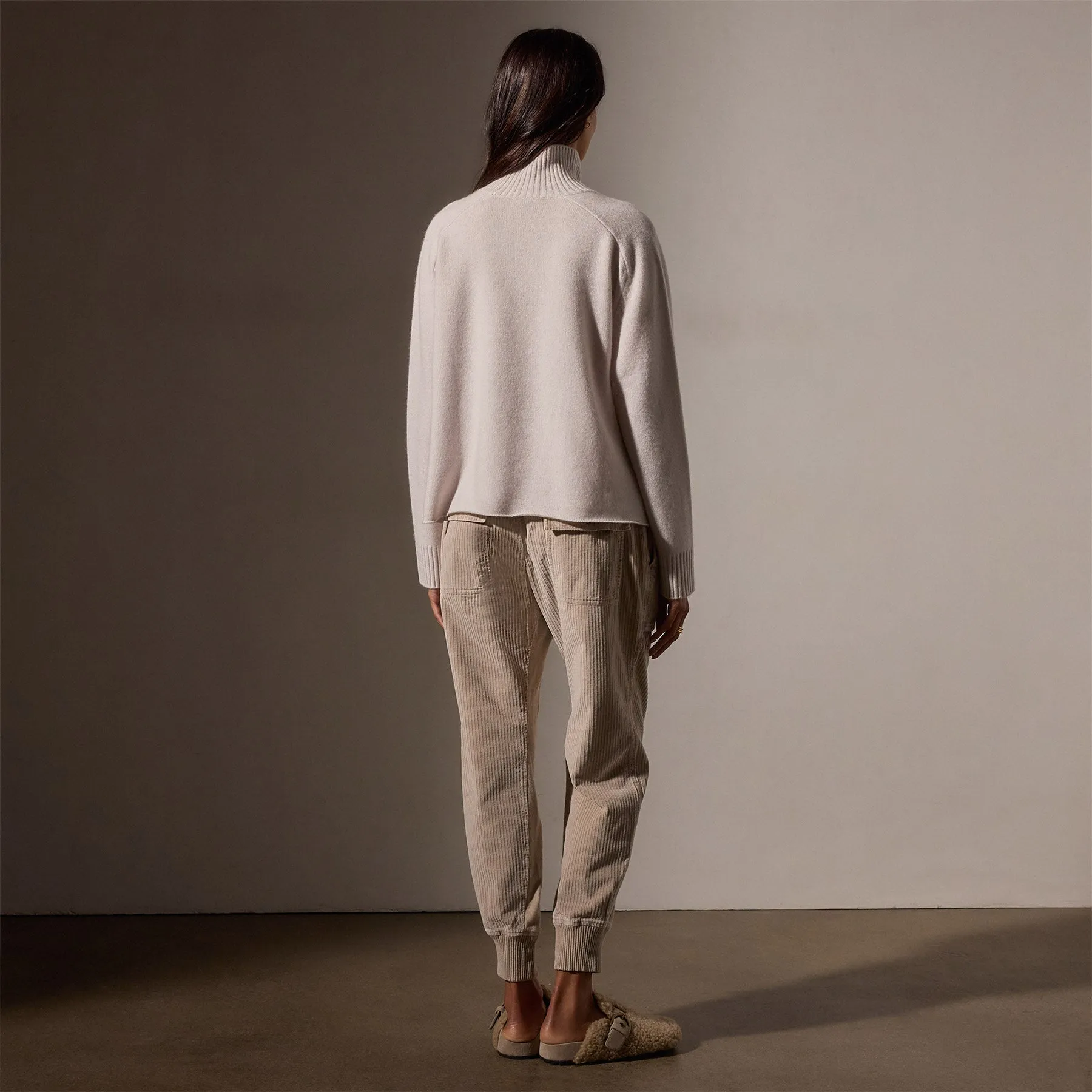 Cashmere Turtleneck - Pearl