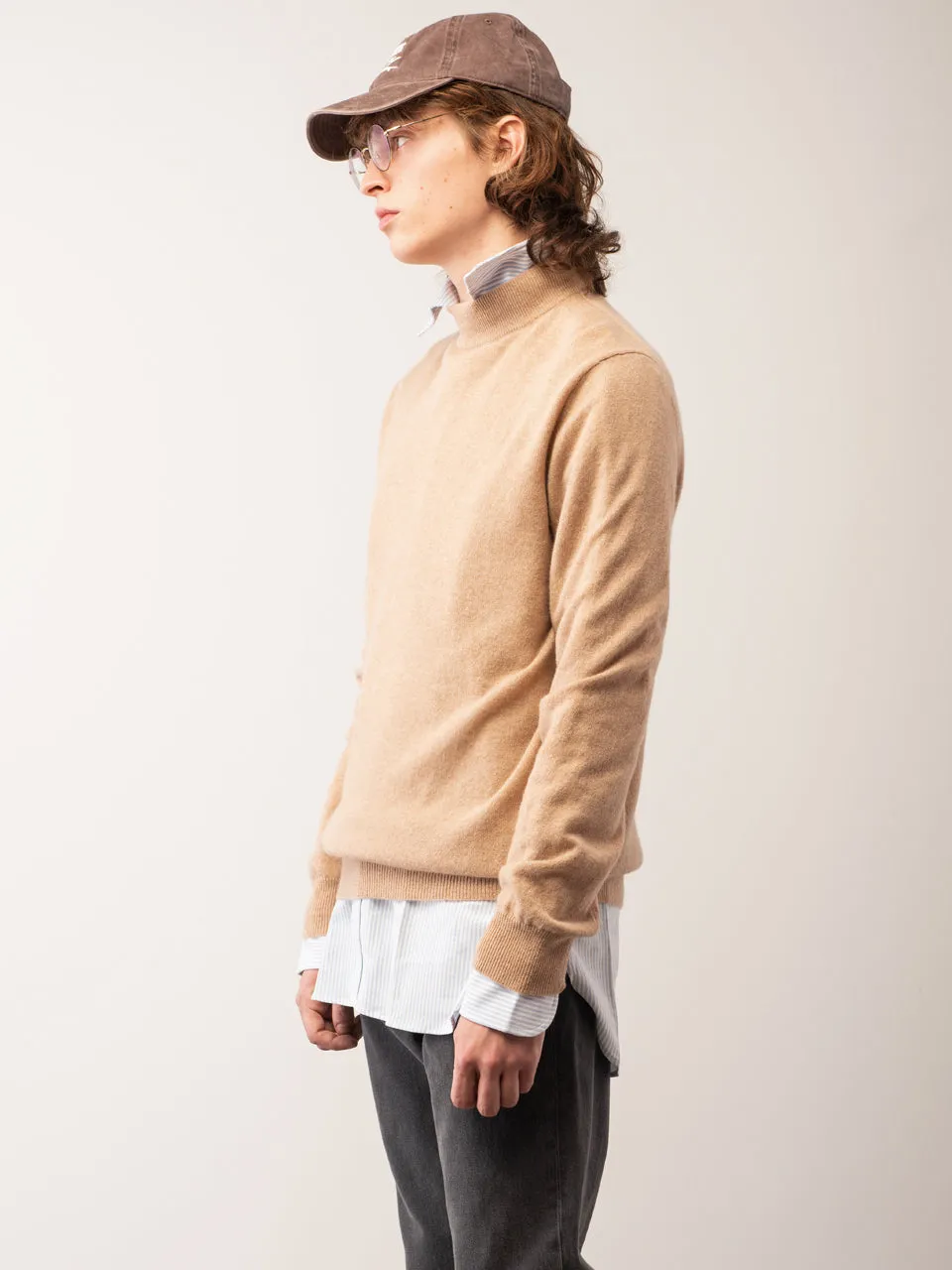 Men Mockneck Sweater_Camel