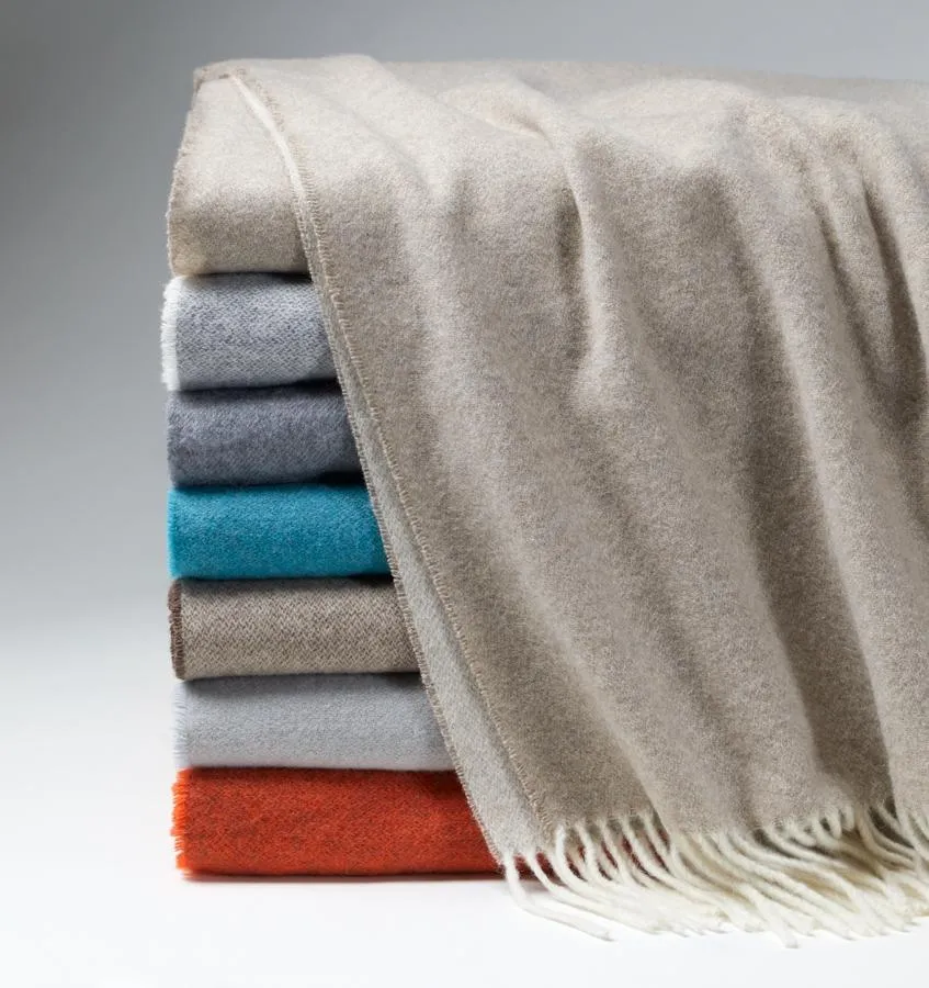 Renna Natural Cashmere Throw by Sferra