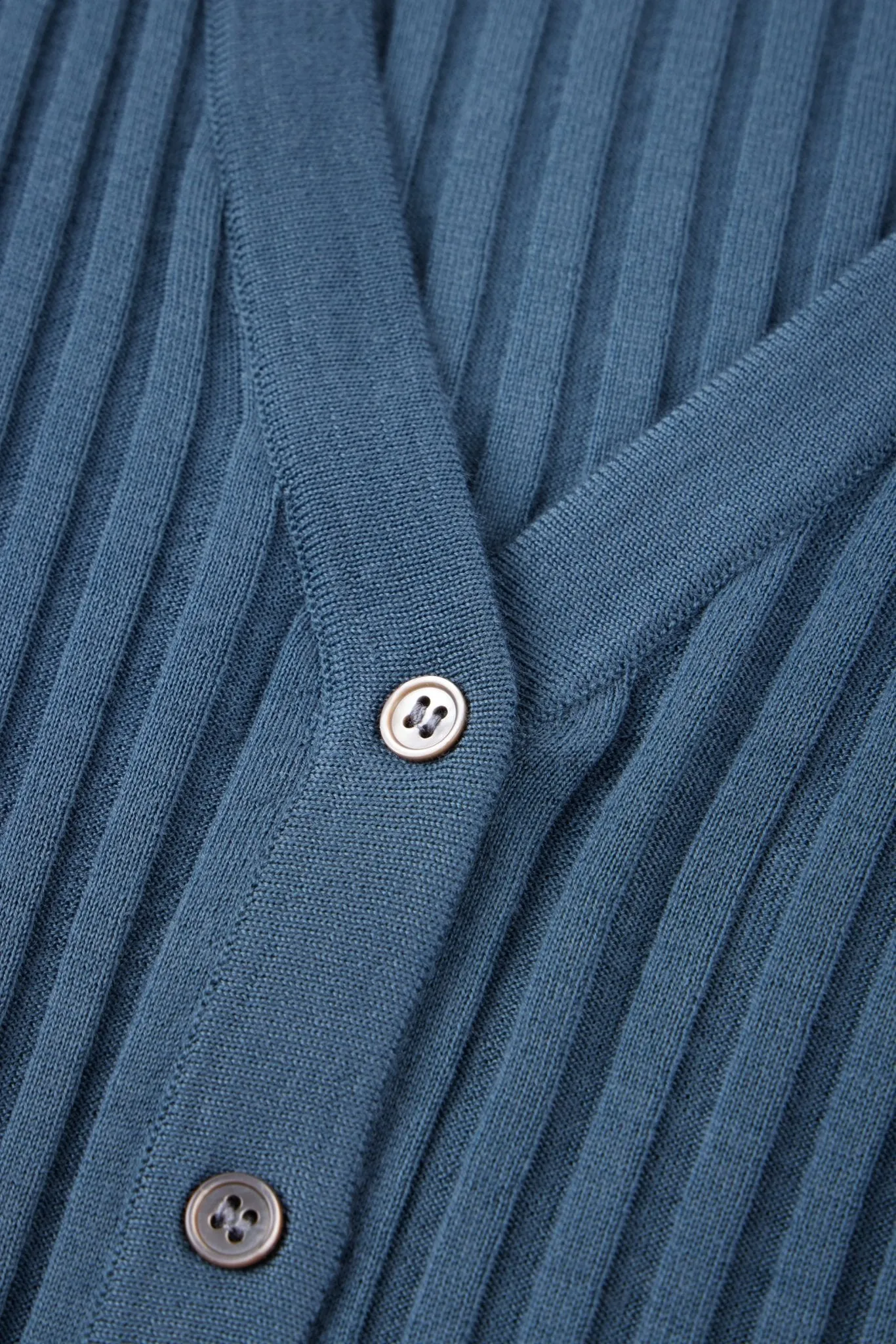 SUSAN slim-fit cardigan (Storm blue)